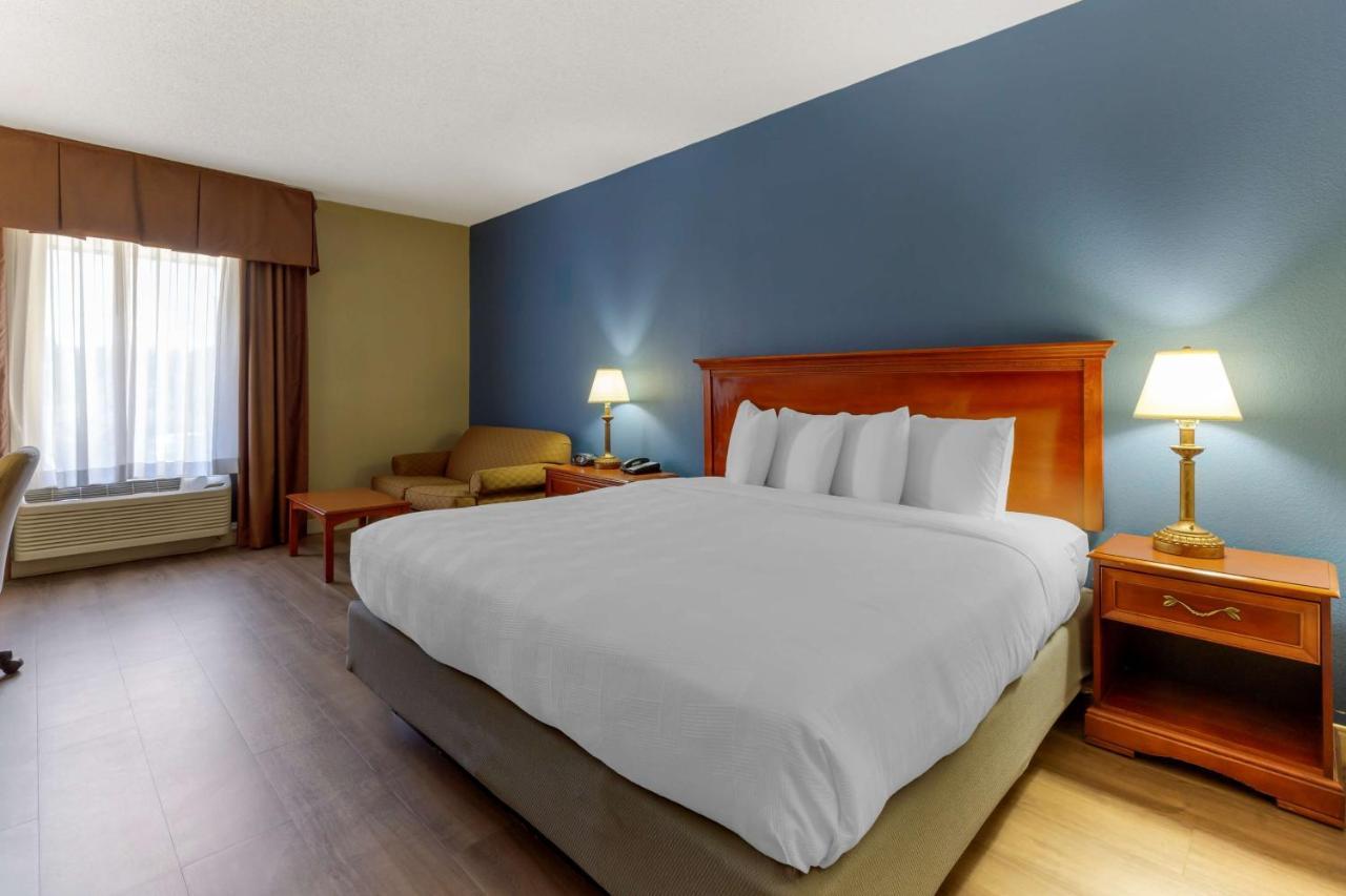 Best Western Plus Cary - Nc State Eksteriør bilde