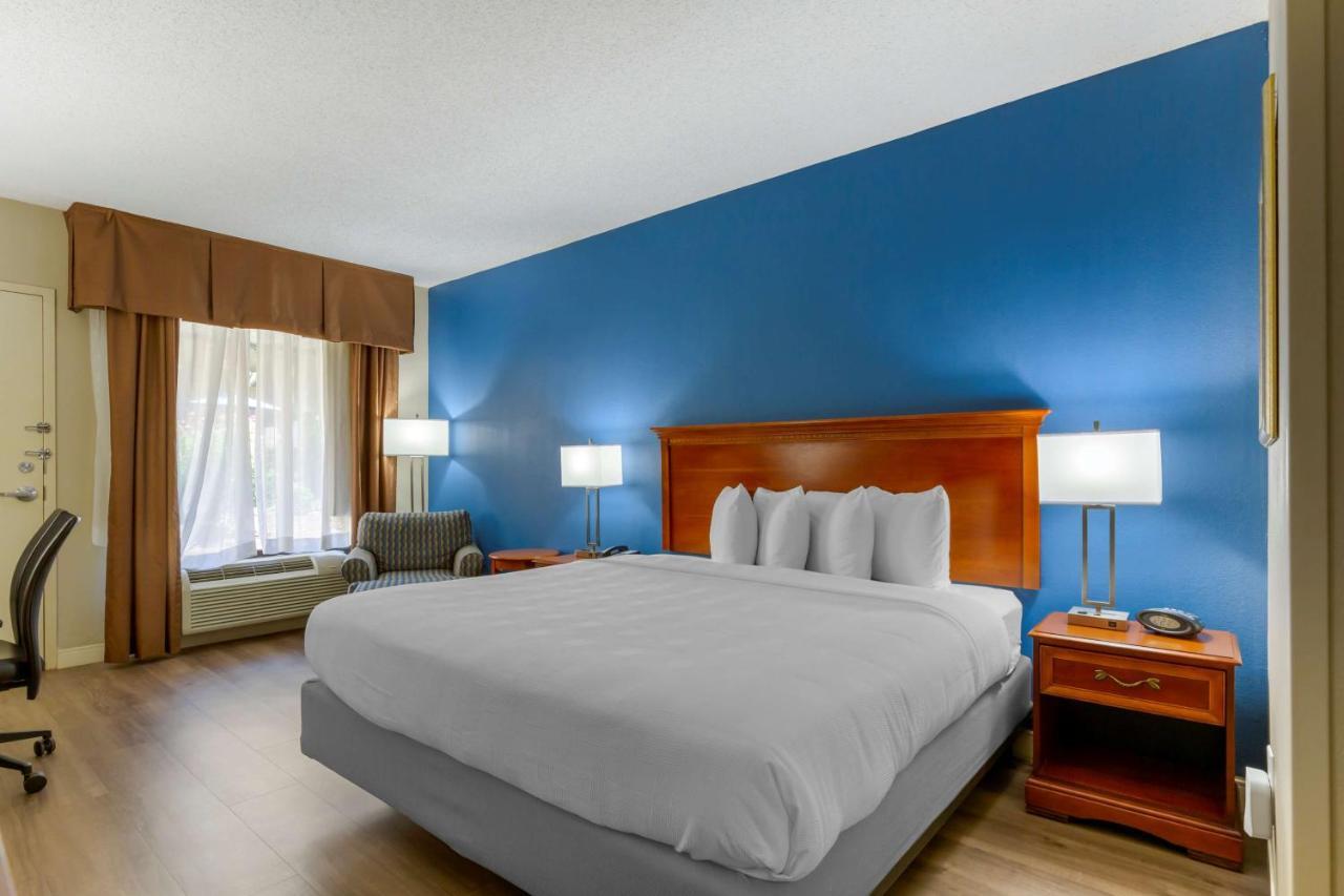 Best Western Plus Cary - Nc State Eksteriør bilde
