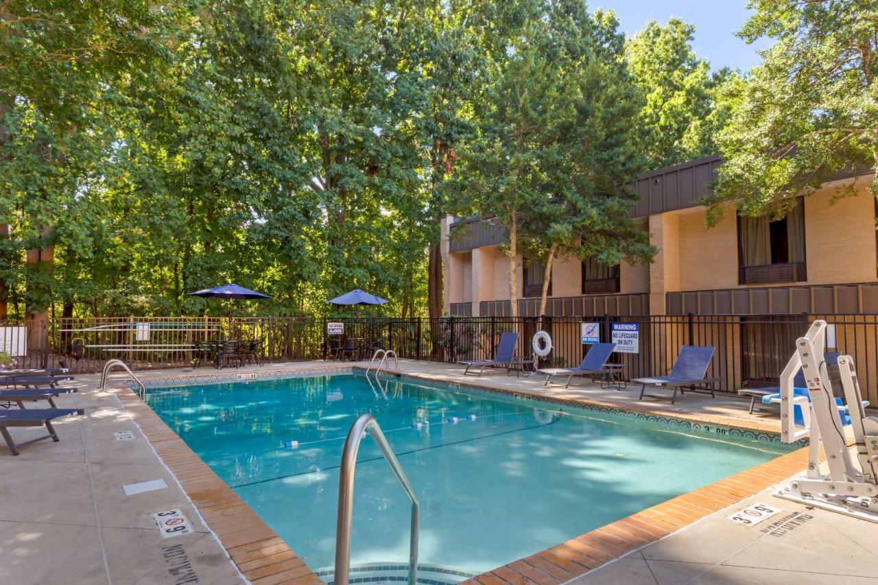 Best Western Plus Cary - Nc State Eksteriør bilde